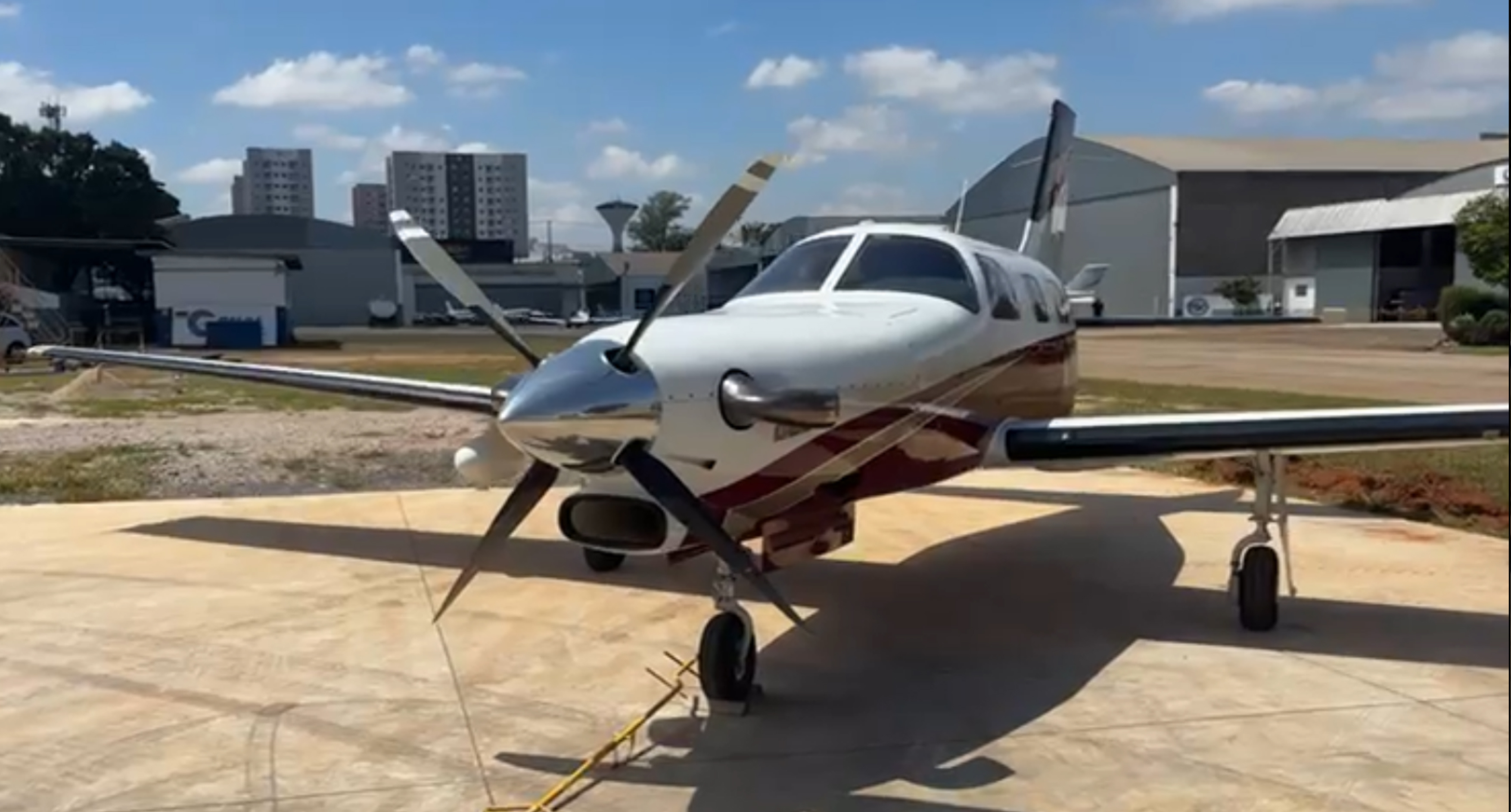 Beechcraft Jetprop PA-46-350P 1998 miniatura 3