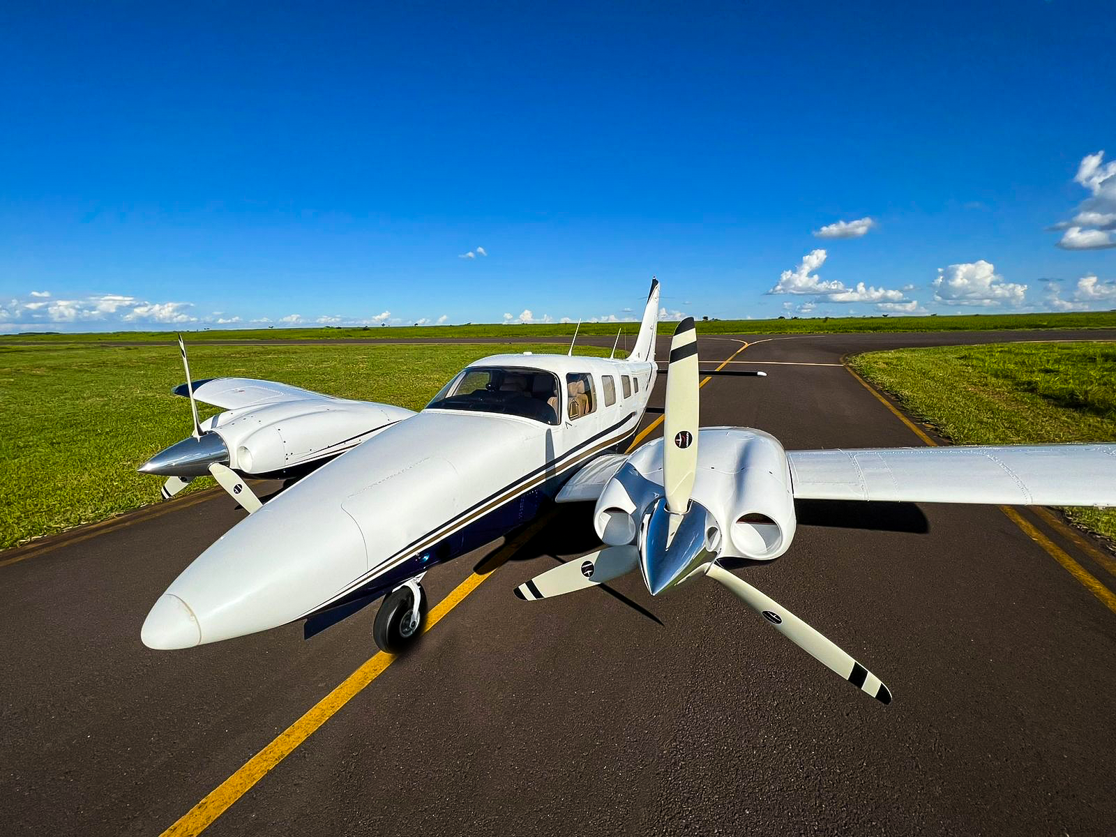 Piper Seneca V 1999 miniatura 3
