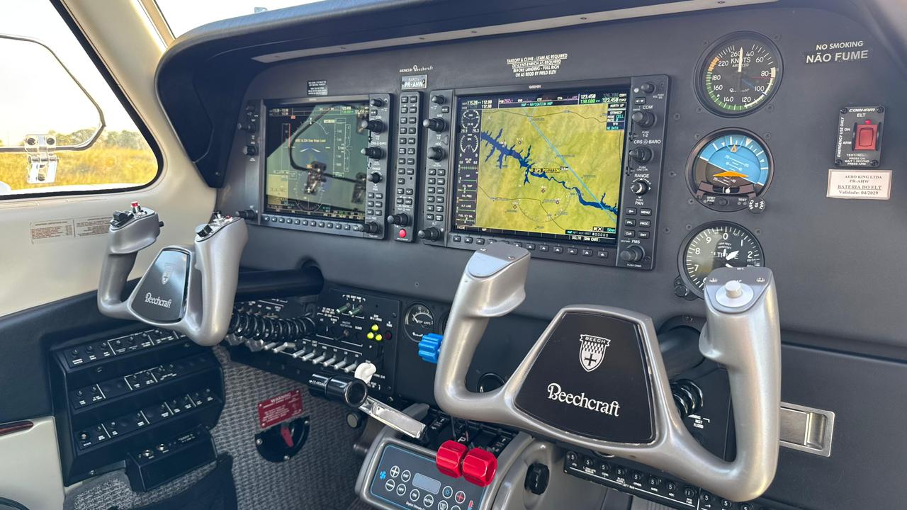Beechcraft Baron G58 2012 miniatura 5