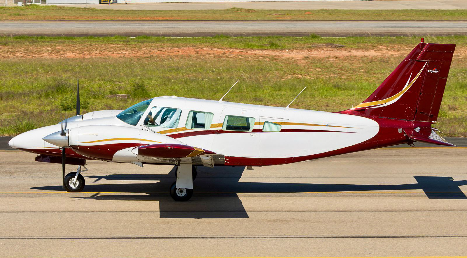 Piper Seneca V 1989