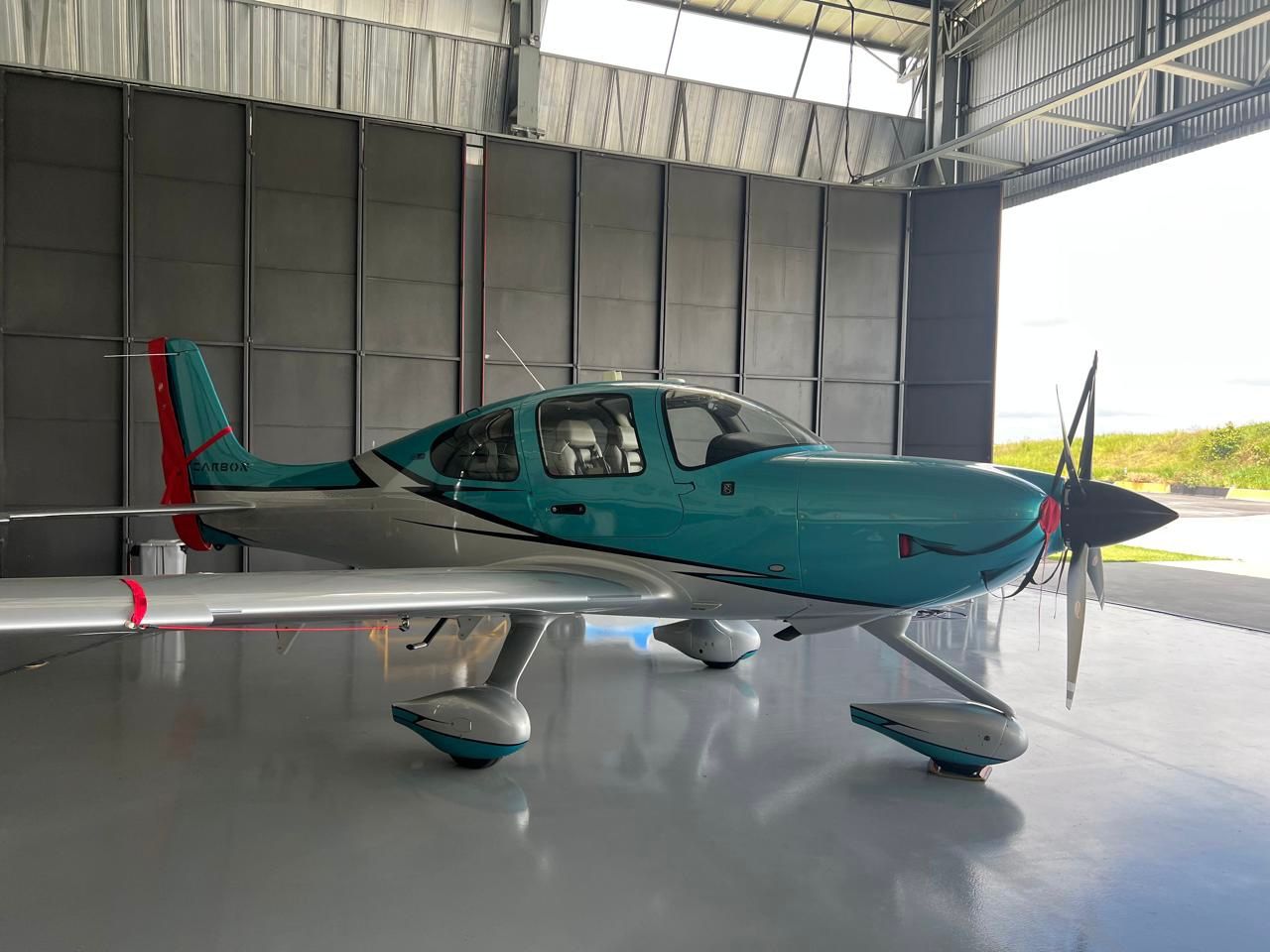 Cirrus SR22T 2023