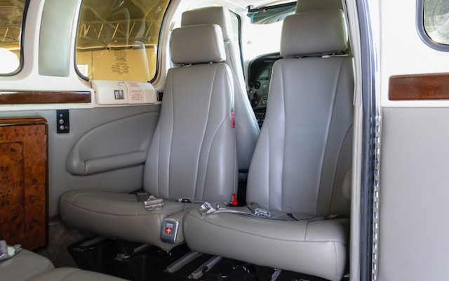 Beechcraft Baron G58 2016 miniatura 4