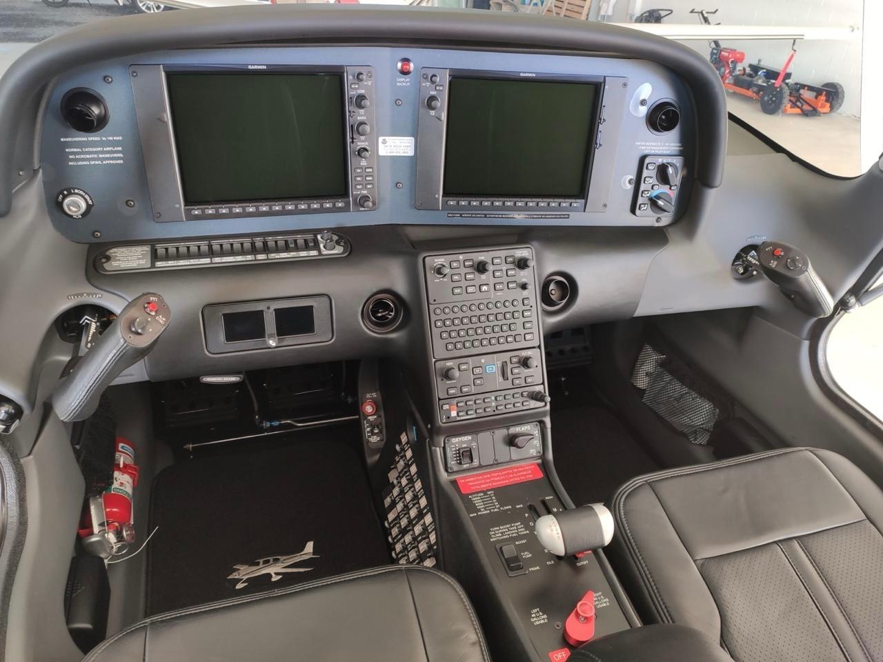 Cirrus SR22 2019 miniatura 5