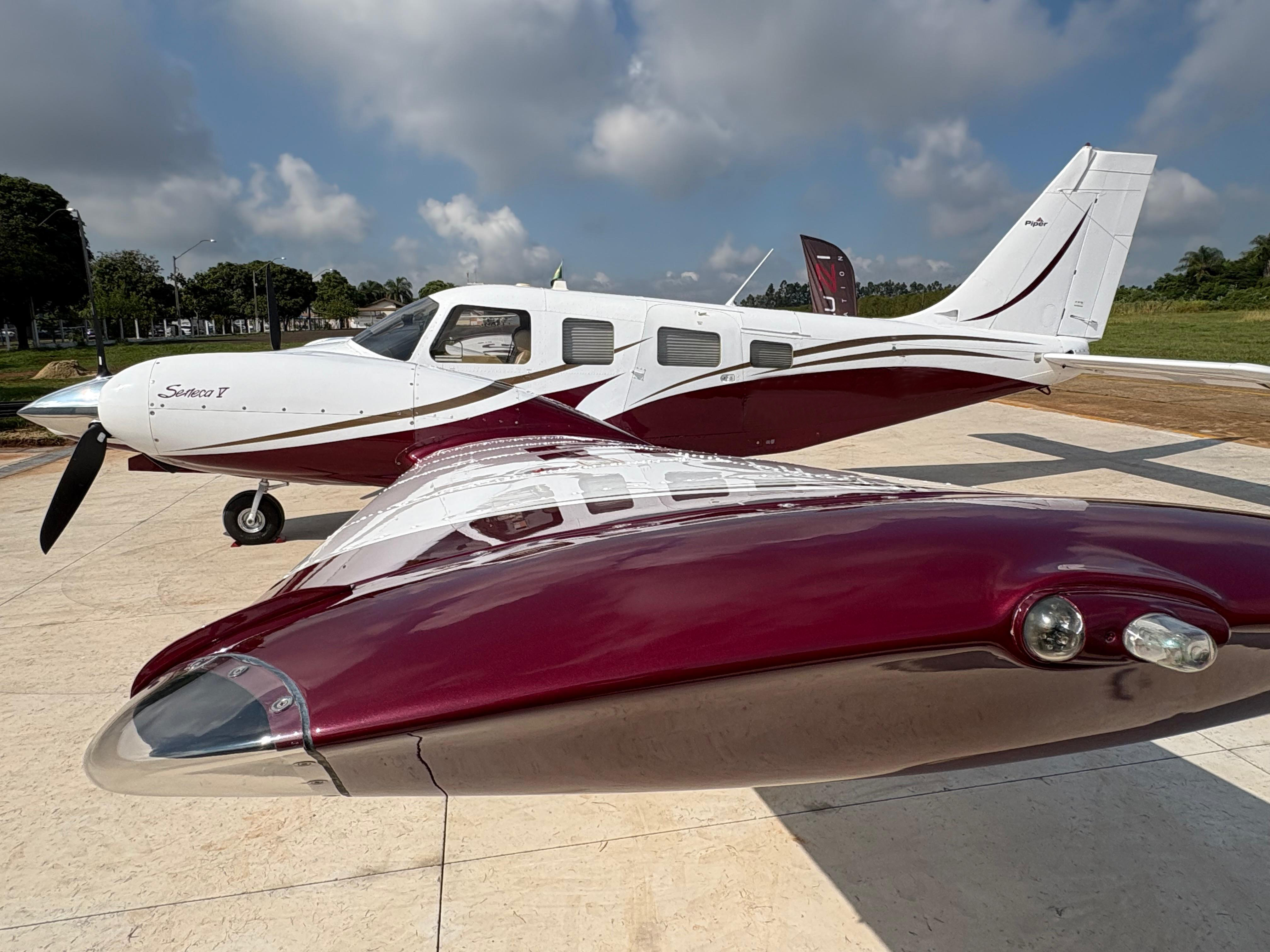 Piper Seneca V 2011 miniatura 2