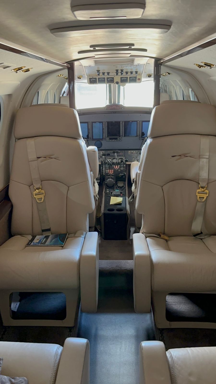 Beechcraft King Air C90GTx 1982 miniatura 4
