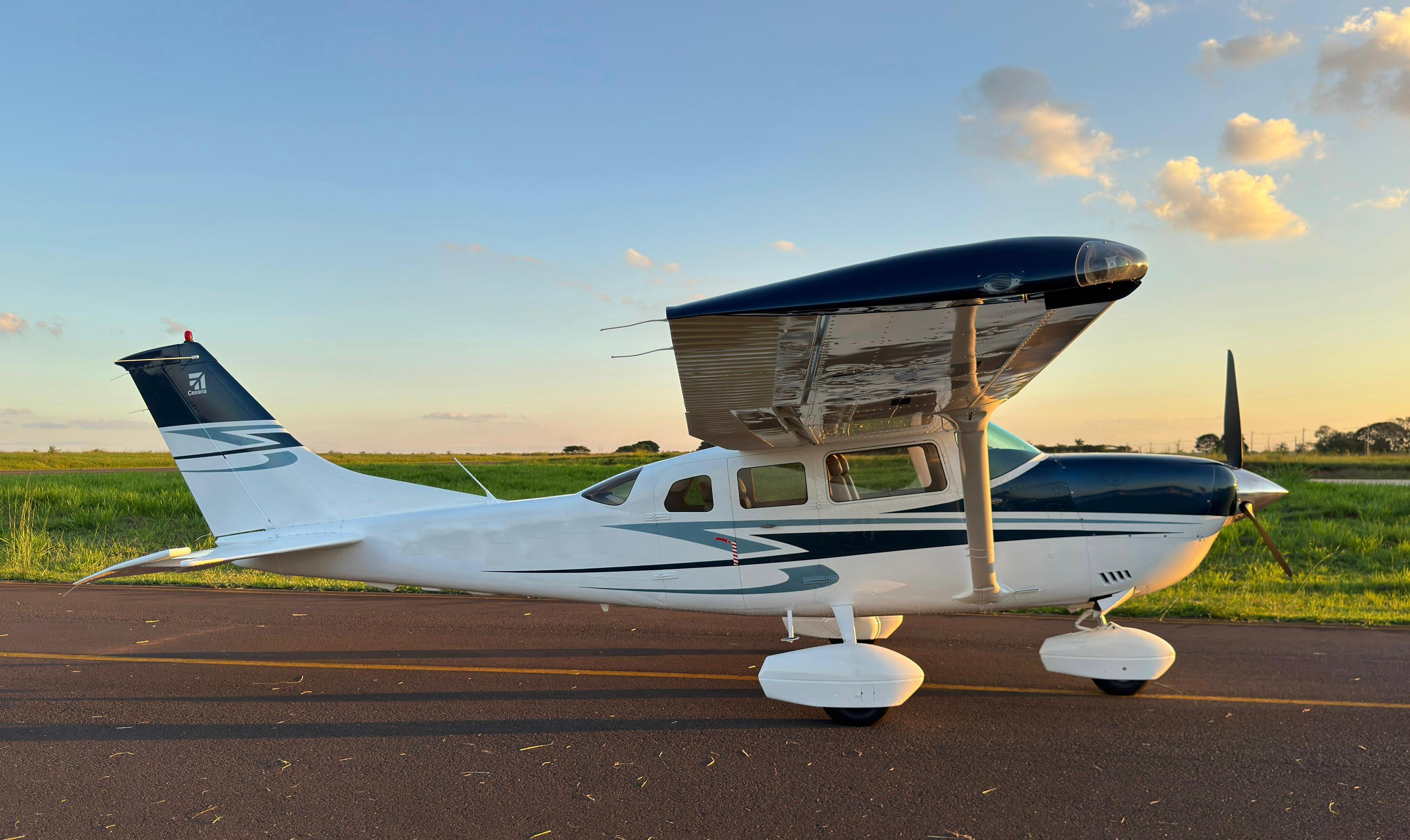 Cessna 206 Stationair 2007 miniatura 3