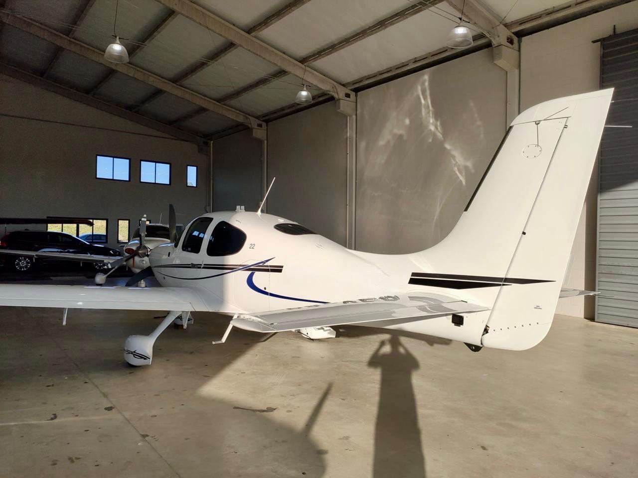 Cirrus SR22 2019 miniatura 2