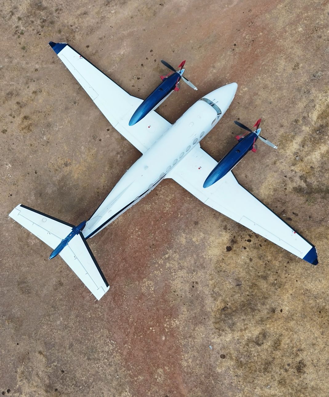 Beechcraft King Air 350i • PT-WSJ miniatura 3