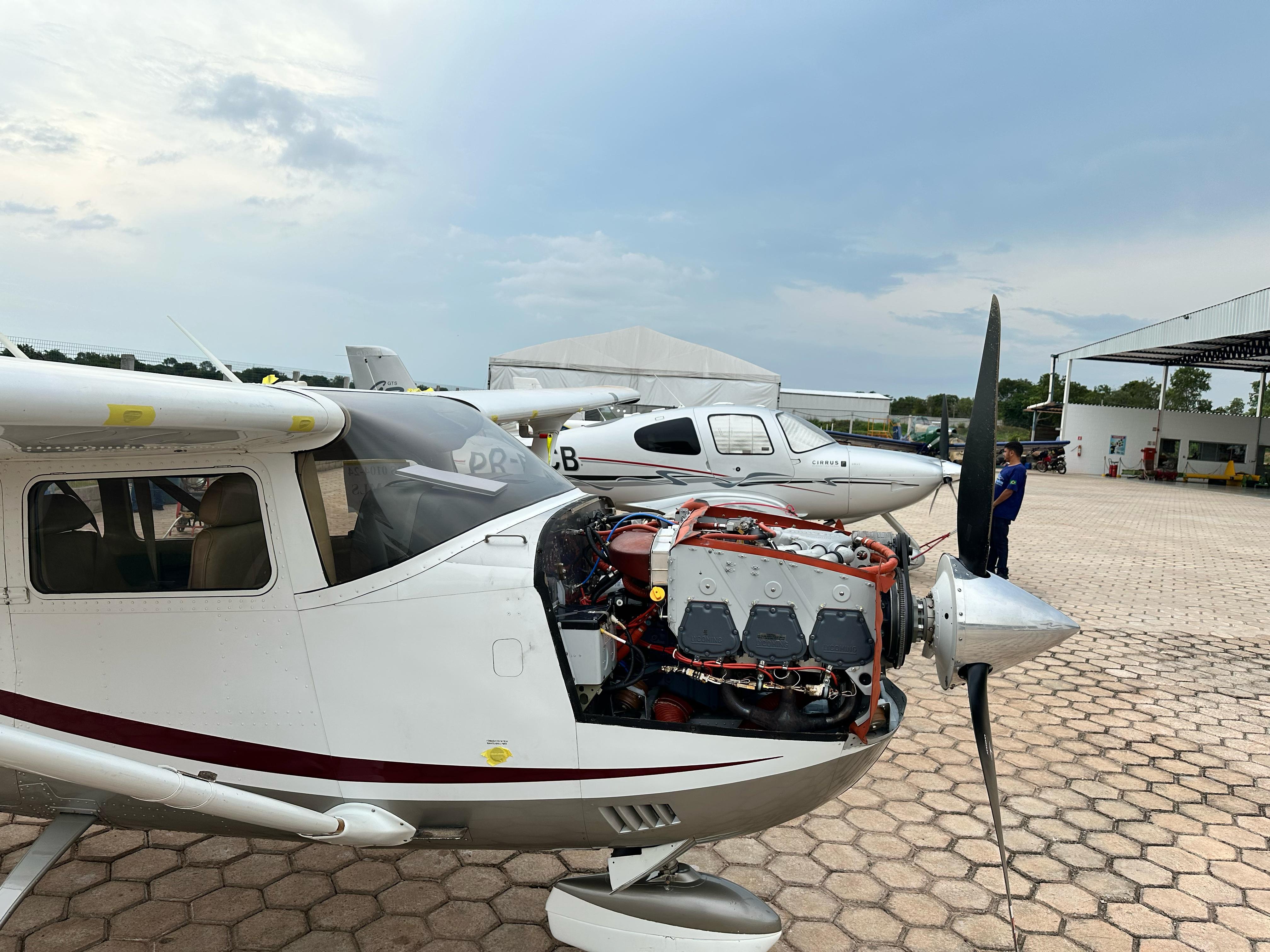 Cessna 206 Stationair 2012 miniatura 5
