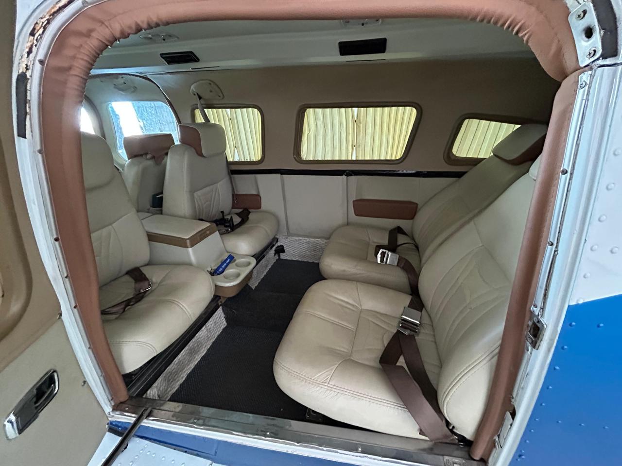 EMBRAER NEIVA SONECA III 1983 miniatura 2