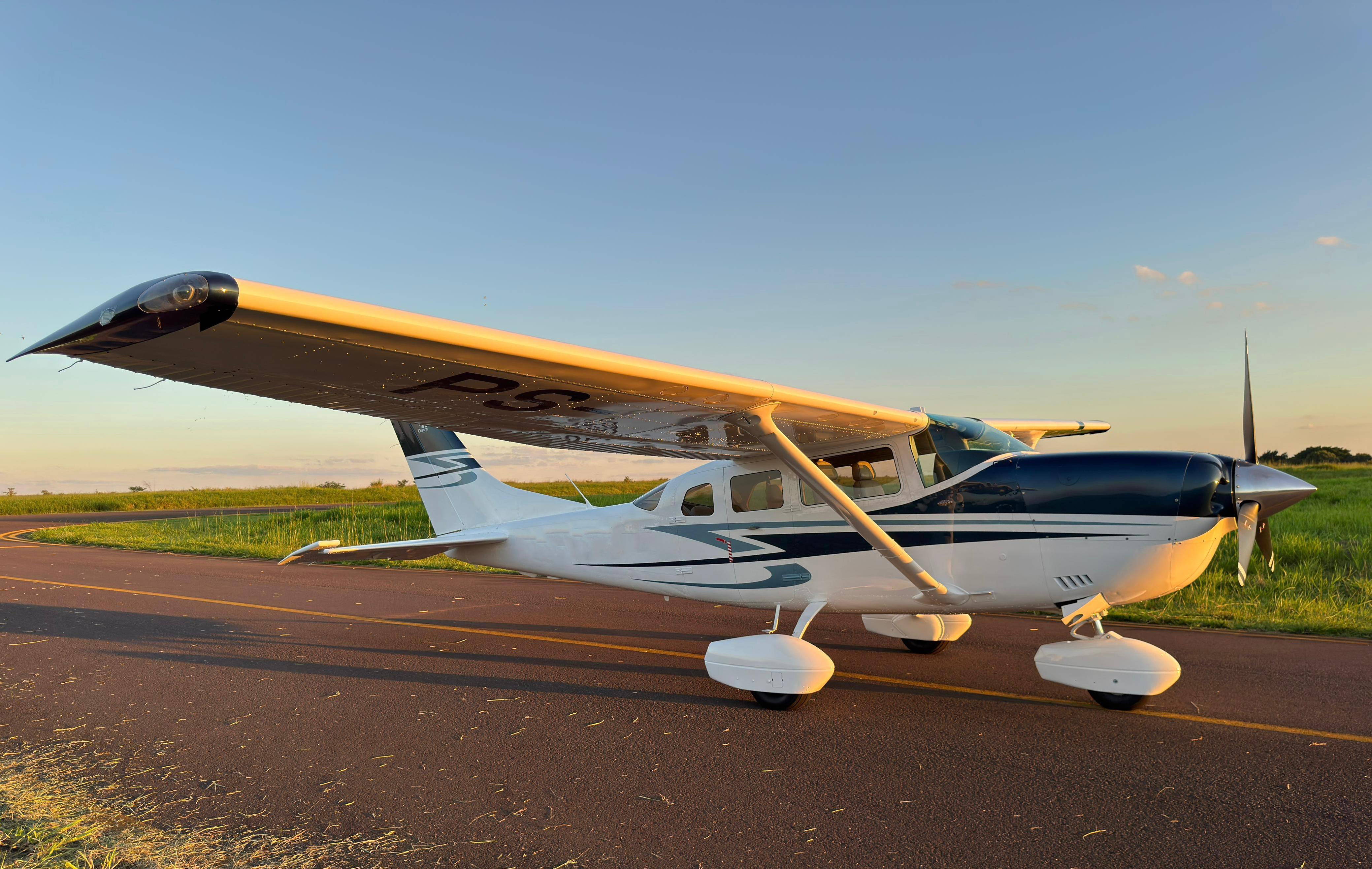 Cessna 206 Stationair 2007 miniatura 4