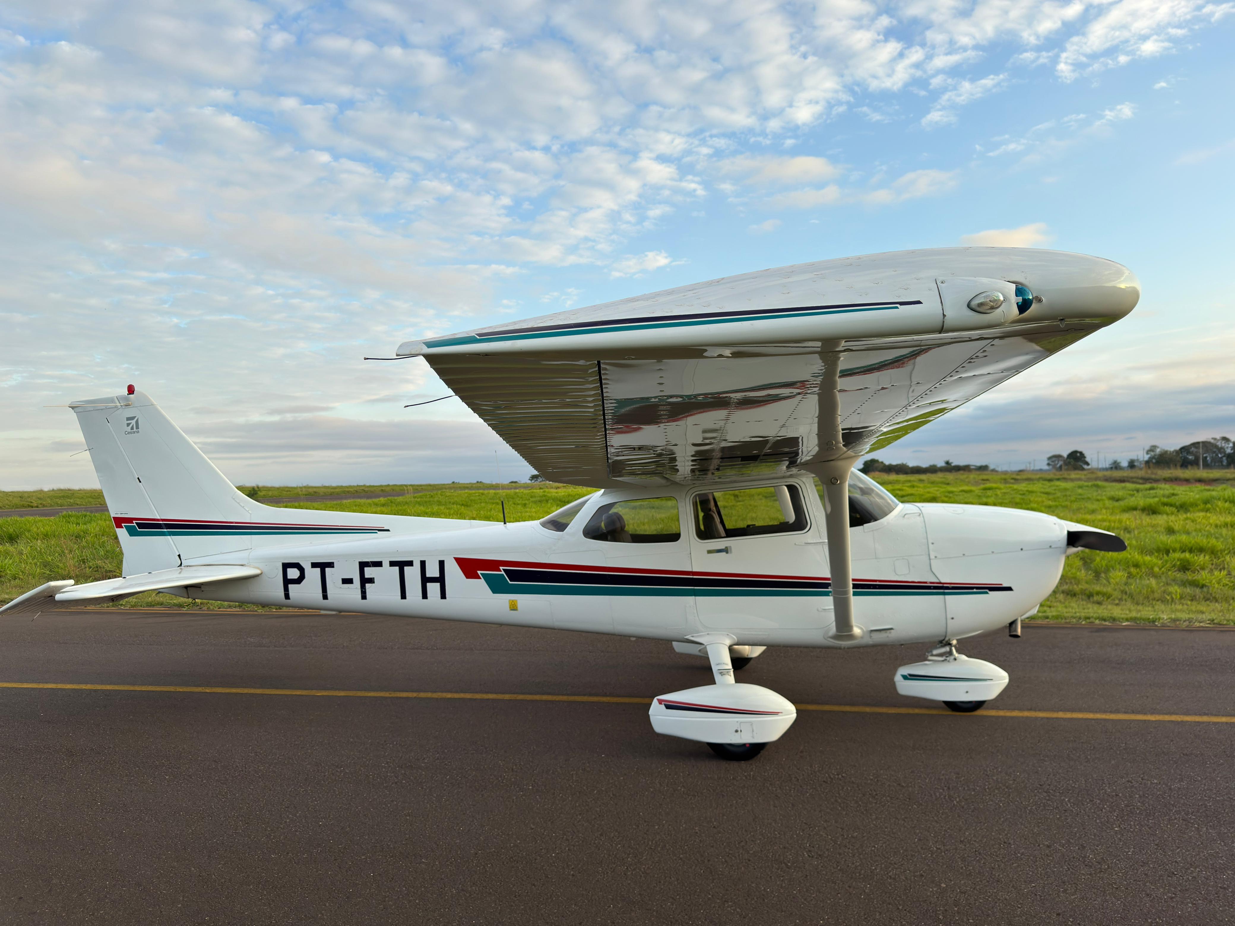 Cessna 172 Skyhawk 2002
