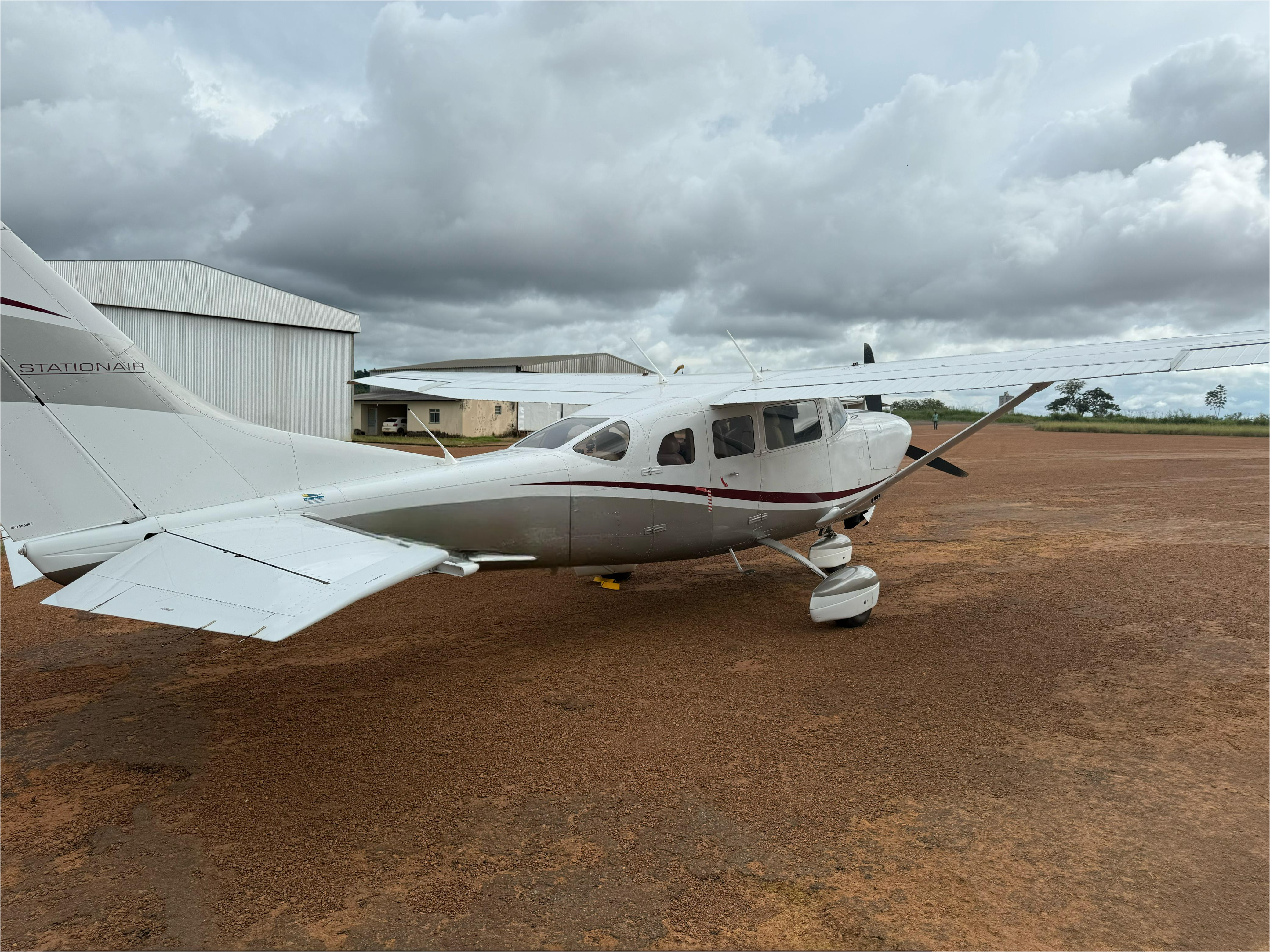 Cessna 206 Stationair 2012 miniatura 2