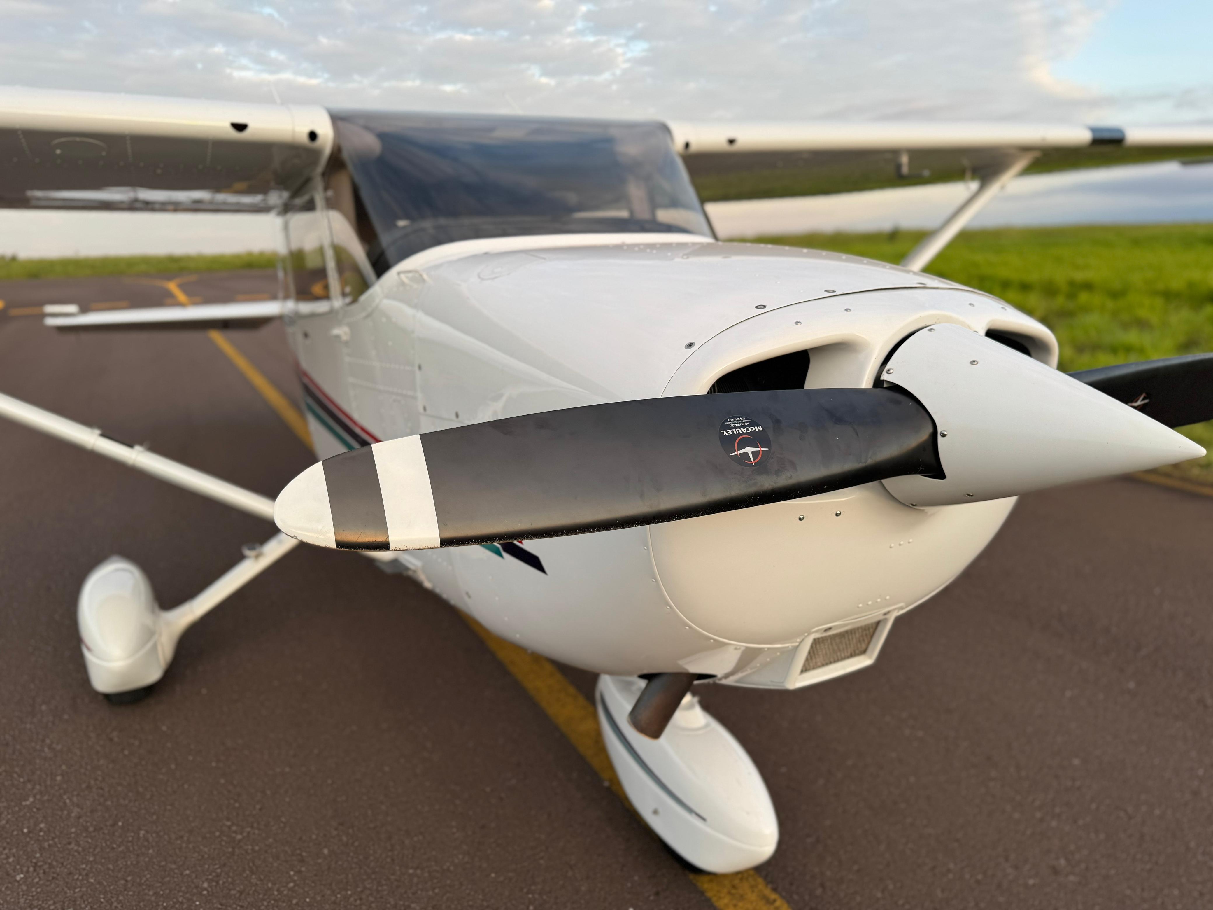 Cessna 172 Skyhawk 2002 miniatura 5