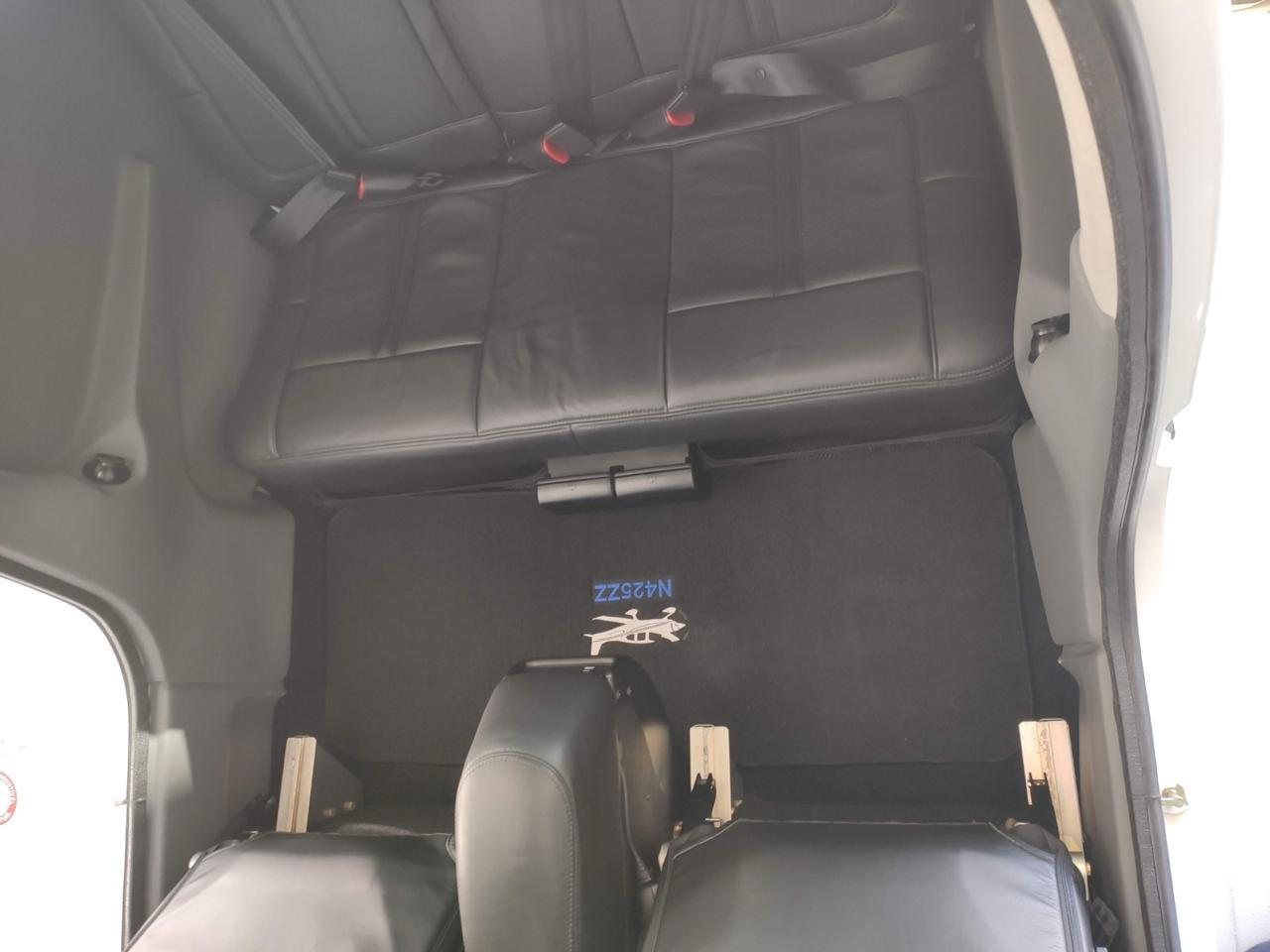 Cirrus SR22 2019 miniatura 3