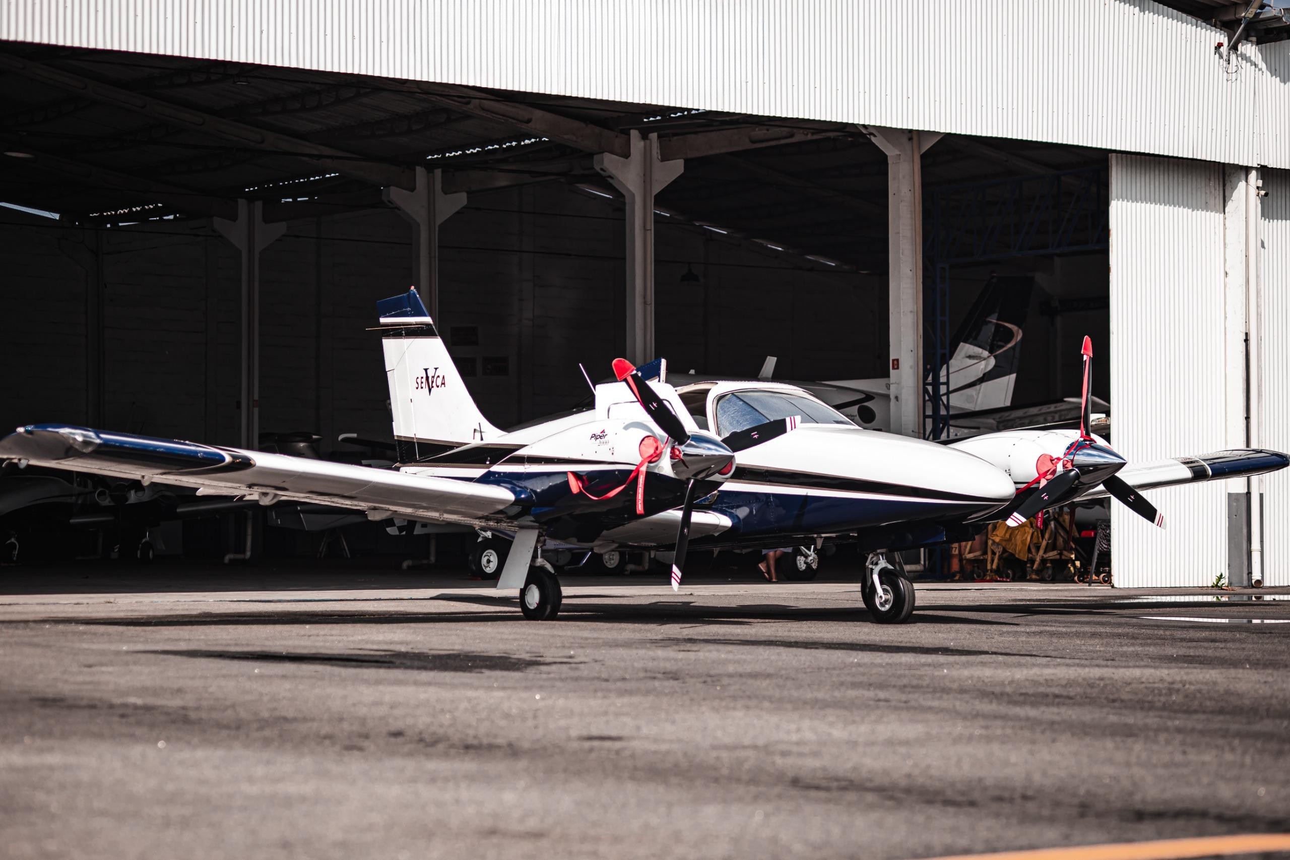 Piper Seneca V 2000