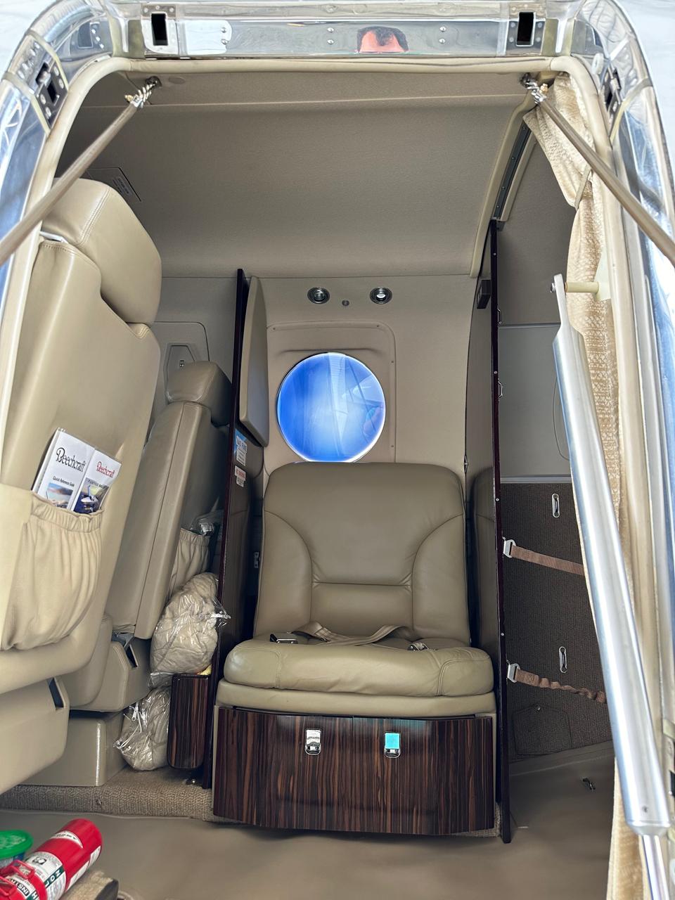 Beechcraft King Air C90GTx 2017 miniatura 4