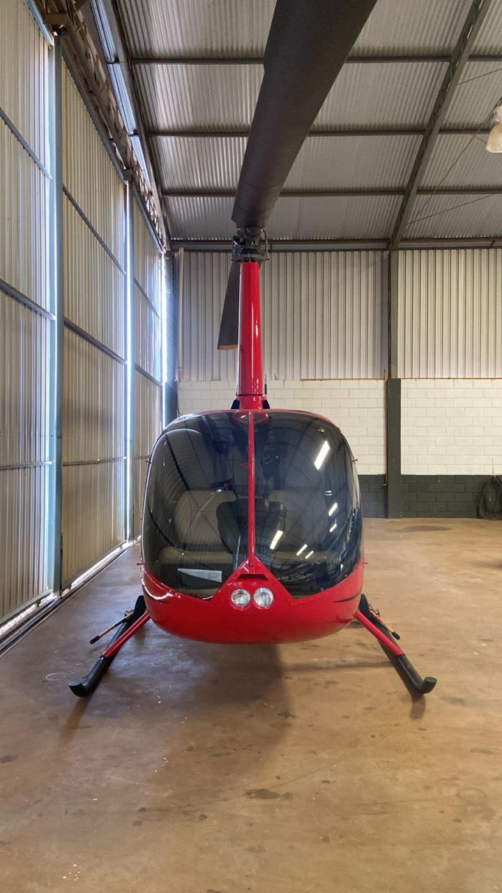 Robinson R66 Turbine 2013 miniatura 2