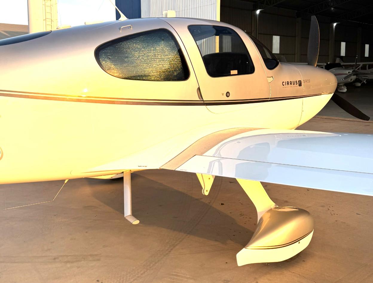 Cirrus SR22 • PRNOS miniatura 5