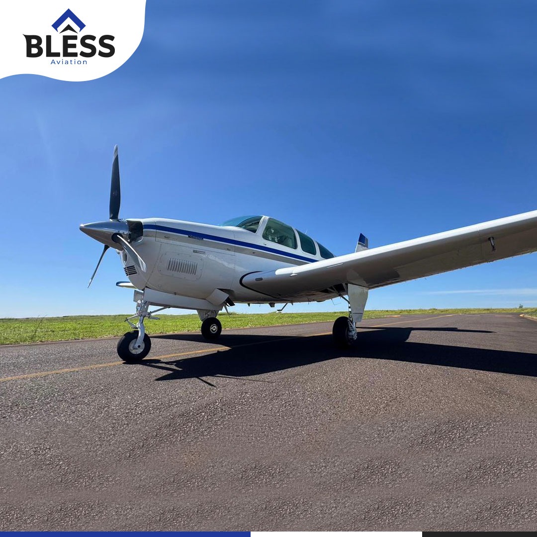 Beechcraft F33 Bonanza 1991 miniatura 2