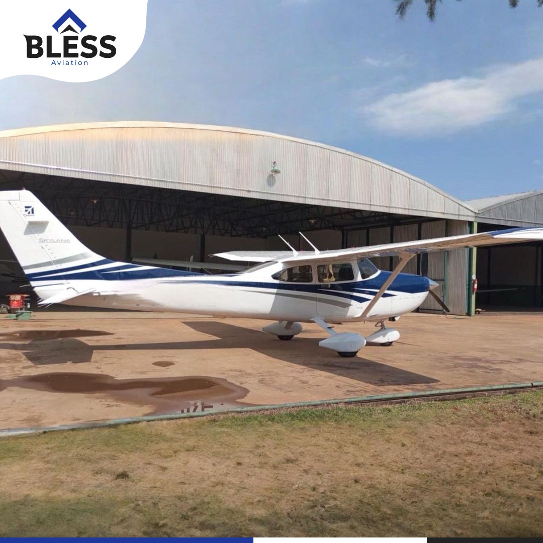 Cessna 182 Skylane 2006 miniatura 2